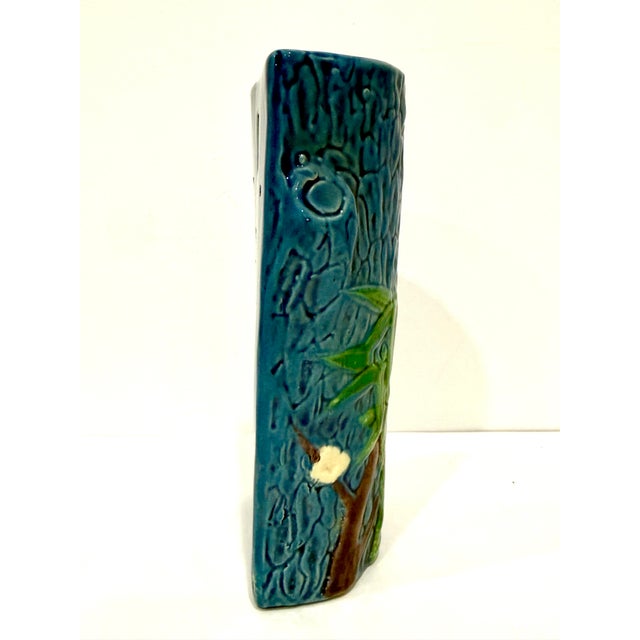 Japanese Japanese Majolica Wall Pocket Vase Dogwood Flowers White Plum Tree Bark For Sale - Image 3 of 9