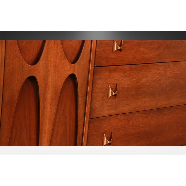 1960s Mid-Century Modern Broyhill Brasilia Credenza Dresser For Sale - Image 9 of 12