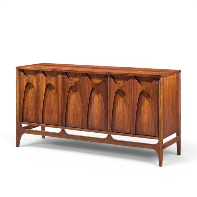 Mid-Century Modern Broyhill Brasilia Mid Century Rosewood Credenza For Sale - Image 3 of 10
