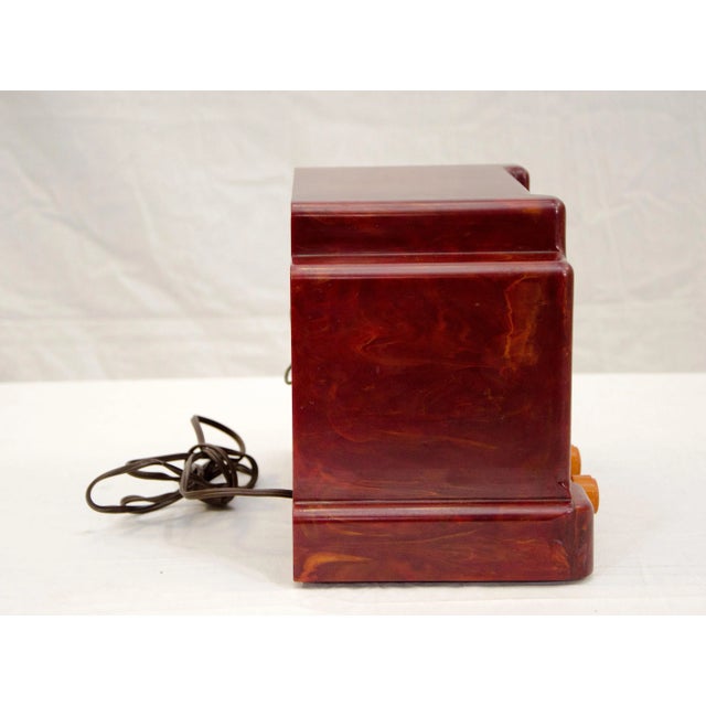 1940s Art Deco Catalin Radio, Addison Model 5D For Sale - Image 5 of 12