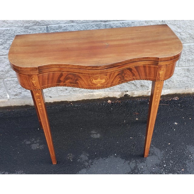 1920s Federal Style Satinwood Inlaid Flame Mahogany Serpentine Card Table For Sale In Washington DC - Image 6 of 10