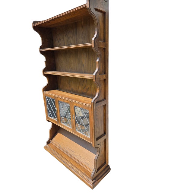 1980s Ethan Allan Charter Oak Jacobean Bookshelf Hutch China Cabinet Display Curio For Sale - Image 11 of 15