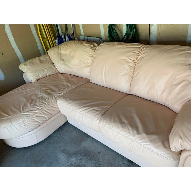 Contemporary 1990s Peach Leather Sofa With Attached Chaise Lounge For Sale - Image 3 of 7