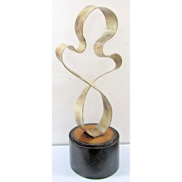 Ecru 1980s Abstract Steel Ribbon Tabletop Sculpture on Weighted Wood Base For Sale - Image 8 of 11