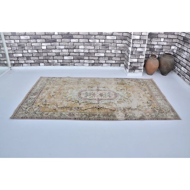 1950s Oushak Floral Handknotted Rug For Sale - Image 4 of 10