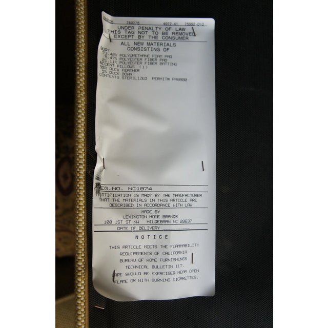 Lexington Upholstery Traditional Beige Tufted Althena Chaise Lounge For Sale - Image 9 of 12