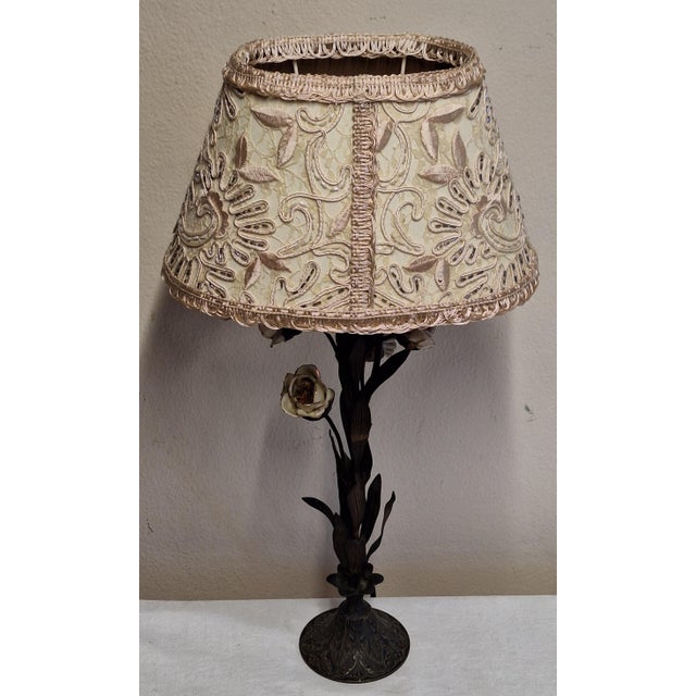 Art Deco French Table Lamp with Metal Frame, Porcelain Flowers, and Fabric Shade, 1930s For Sale - Image 4 of 11
