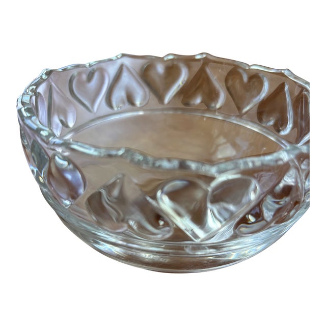 Tiffany Crystal Glass Bowl-Heart Design For Sale