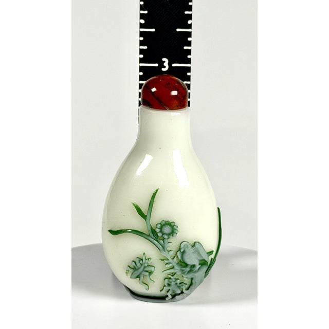 1950s Beautiful Peking Glass Overlay Snuff Bottle W/Carved Cat, Bird & Flower in Green For Sale - Image 4 of 6