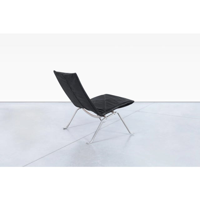 Mid-Century Pk22 Leather Lounge Chairs by Poul Kjaerholm for E. Kold Christensen For Sale - Image 11 of 12