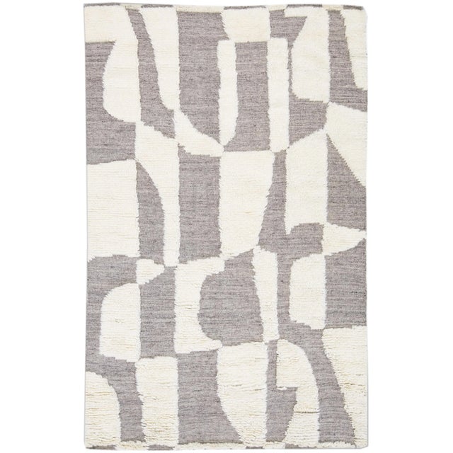 Textile 2020s Modern Abstract Moroccan Style Handmade Wool Rug in White & Gray by Apadana For Sale - Image 7 of 7