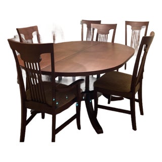 Canadian-Made Solid Wood Dining Room Table and Chairs by Le Meuble Villageois - Set of 7 For Sale