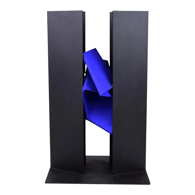 Central Structure - Iron Sculpture by Claudio Palmieri - 1998 1988 For Sale