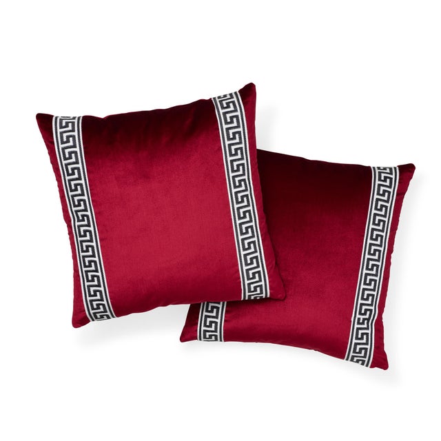 This 18" x 18" pillow features Venetian silk velvet in Port paired with Etienne Silk Greek Key trim in Black. The ultimate...