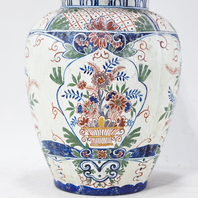 Vintage Dutch Delft Polychrome Lidded Ginger Jar in Floral Pattern For Sale - Image 9 of 17