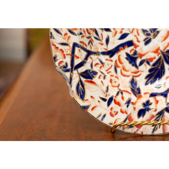 Royal Crown Derby Porcelain Pair Antique Royal Crown Derby Imari Porcelain Plates – Early 19th Century – Hand-Painted Gilt For Sale - Image 4 of 10