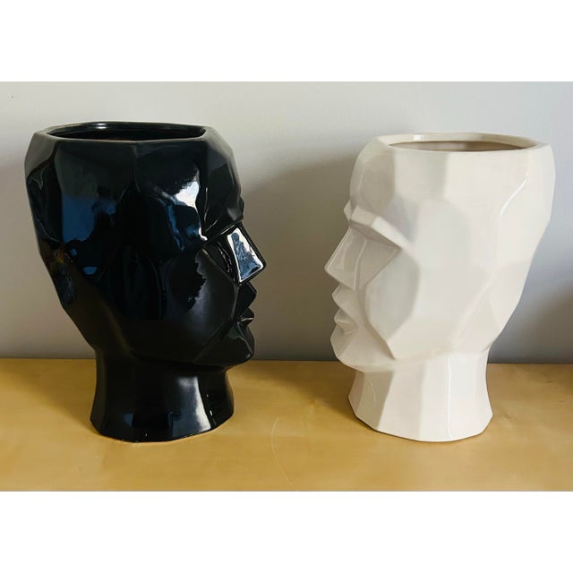 Mid-Century Modern Mid Century Modern Pair of Figural Abstract Human Head Planters Black & White For Sale - Image 3 of 12