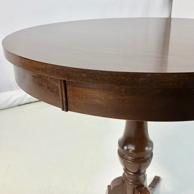 1960s Vintage French Empire Federal Mersman Round Tripod Pedestal Side Table. For Sale - Image 12 of 15