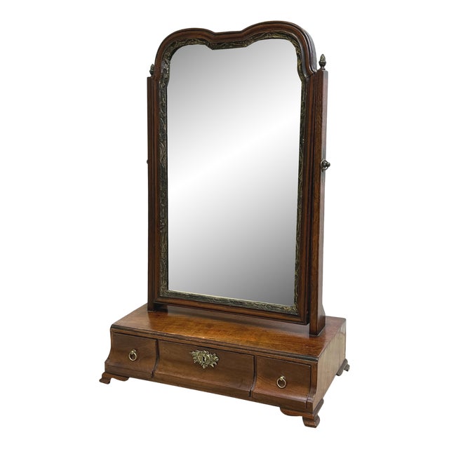 Georgian Mahogany Dressing Table with Mirror, 1730 For Sale
