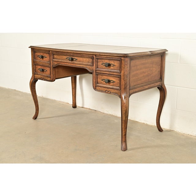 Sligh-Lowry Furniture Co. Sligh Furniture French Provincial Louis XV Carved Fruitwood Leather Top Bureau Plat Desk, Circa 1960s For Sale - Image 4 of 12