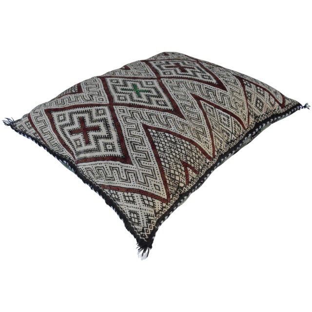 Moroccan Berber Pillow W/ Motif For Sale In New York - Image 6 of 11