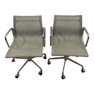 Herman Miller Aluminum Group Gray Mesh Chairs - a Pair For Sale
