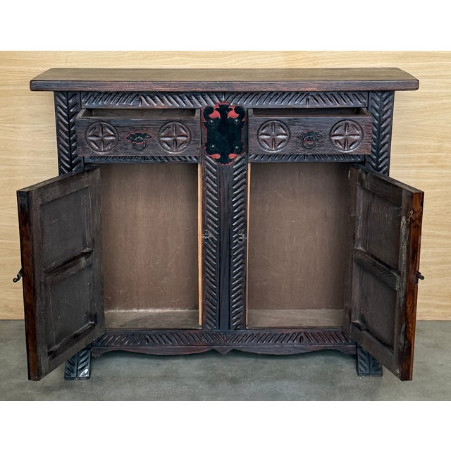 Black 20th Spanish Baroque Carved Walnut Tuscan Two Drawers Credenza or Buffet For Sale - Image 8 of 10