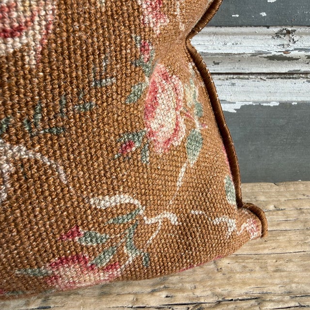French French Linen Lumbar Cover– Jardin Havane For Sale - Image 3 of 6