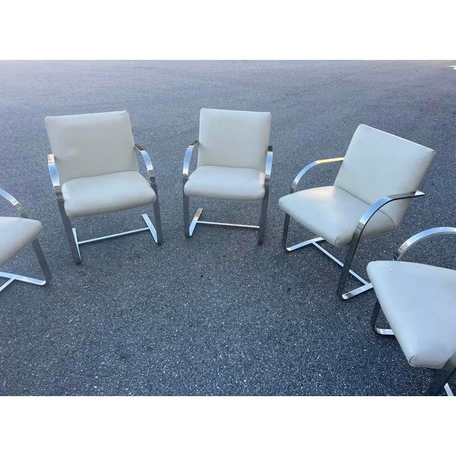 Knoll Set of 8 in the Style of Mies Van Der Rohe / Knoll Flat Bar Brno Arm Chairs For Sale - Image 4 of 10