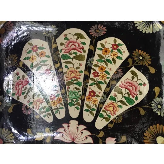 Chinoiserie Vintage Chinoiserie Paper Mache Asian Tray Wall Hanging For Sale - Image 3 of 8