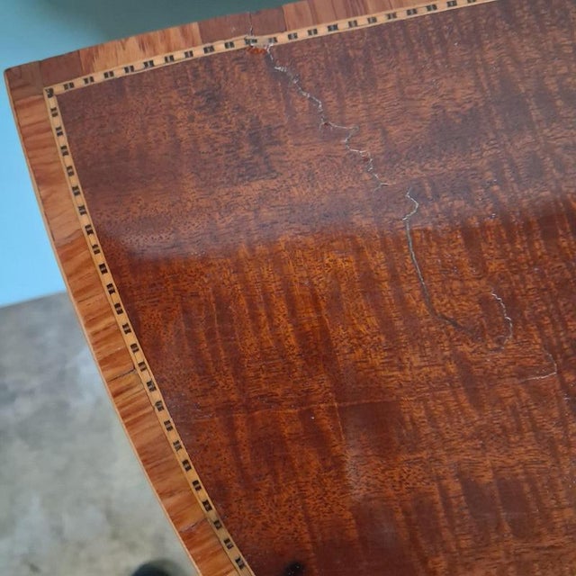 English Regency Gaming Table in Mahogany and Leather Top, 1820s For Sale - Image 9 of 18