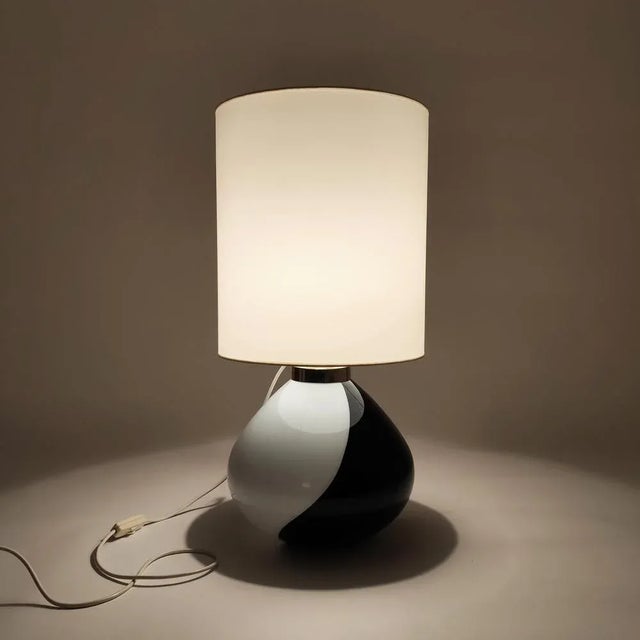 Italian Table Lamp in the style of Vistosi, 1970s For Sale - Image 6 of 11