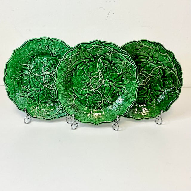 Victorian 1878 Antique Victorian French l'Art Vegetal Green Majolica Clairefountaine Salad Plates - Set of 3 For Sale - Image 3 of 10