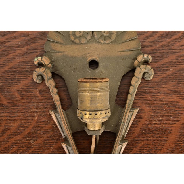 1930s 1930s Mid-West Art Deco Bronze Soleure Wall Sconces, 1930s For Sale - Image 5 of 11