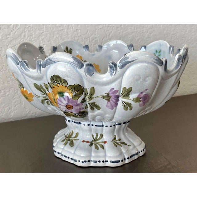 Mid 20th-Century Monteith-Style Earthenware Crenellated Rim Footed Compote For Sale In Austin - Image 6 of 18