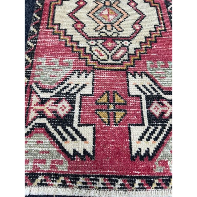Contemporary Turkish Yastik Rug 1'5" x 2'10" For Sale - Image 3 of 5