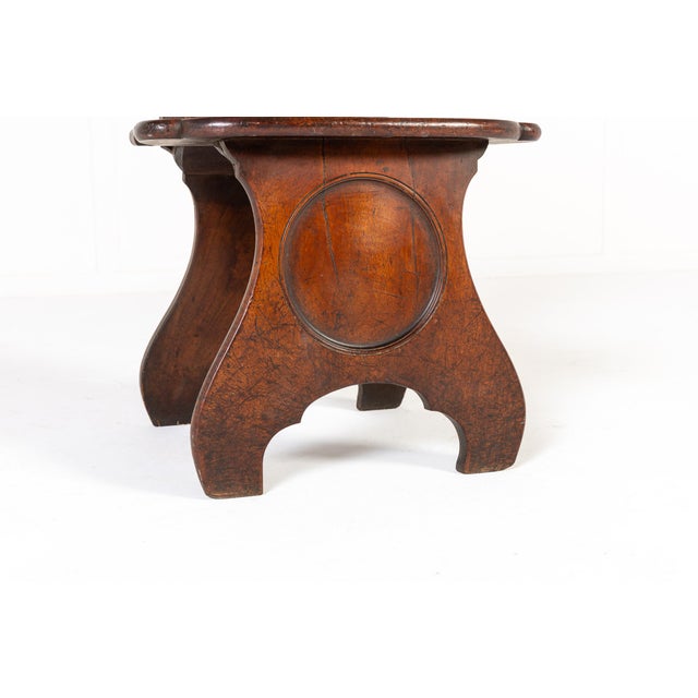 Antique English Hall Chairs, 1700s, Set of 2 For Sale - Image 6 of 10