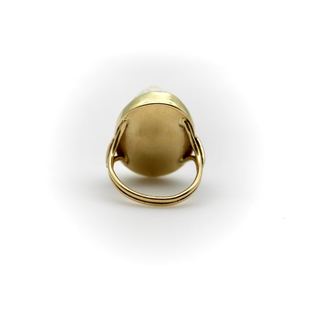 Late 20th Century Victorian High Relief Cameo of Young Maiden in 14k Gold Ring, Size 9.5 For Sale In Los Angeles - Image 6 of 10