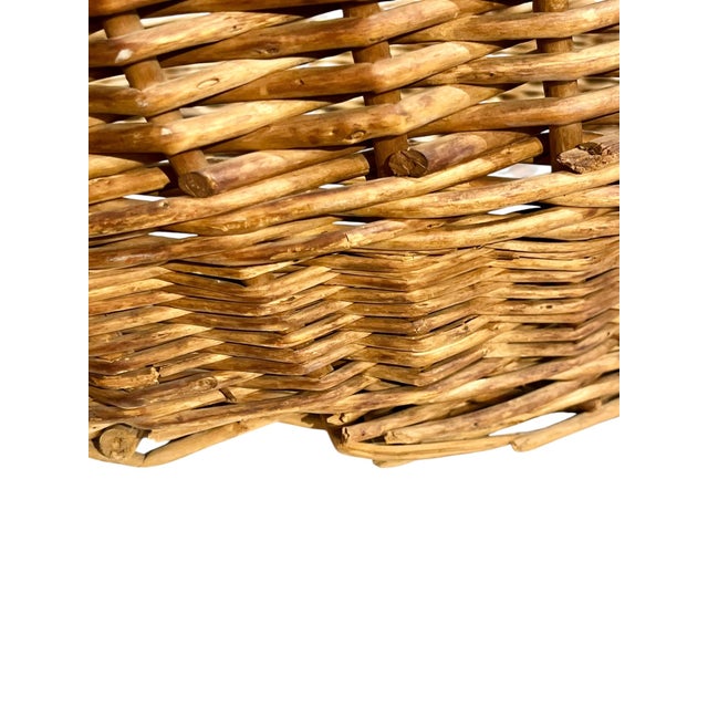 Early 20th Century Antique French Provincial Handwoven Wicker Gathering or Laundry Basket 29” Wide For Sale - Image 5 of 16
