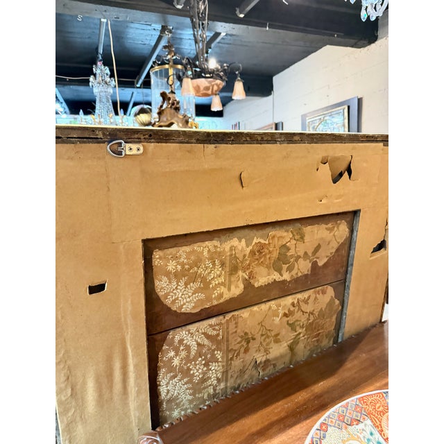 Wood Early 19th Century English Segmented Gilt Carved Wood Mantle Mirror For Sale - Image 7 of 8