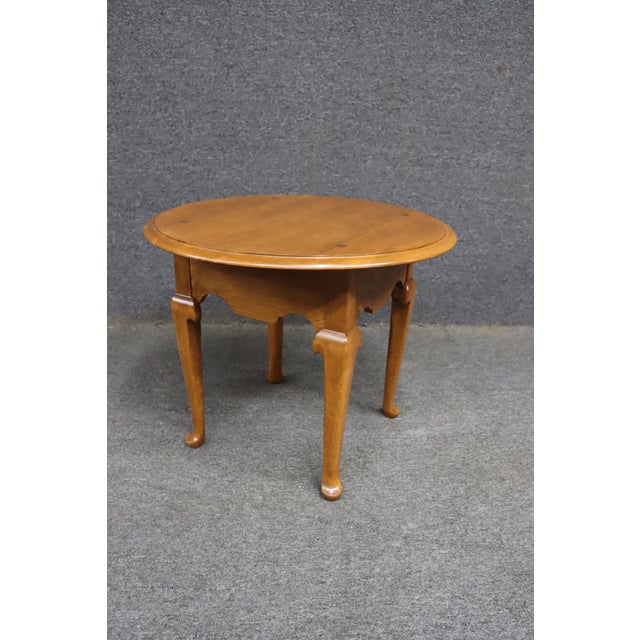Ethan Allen Queen Anne Maple Oval Drop-Leaf Accent Table For Sale - Image 10 of 11
