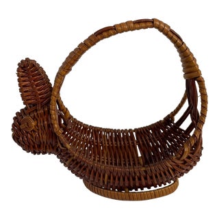 Vintage Petite Rabbit Shaped Wicker Basket For Sale