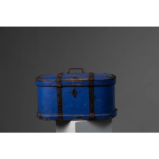Early 19th Century Swedish Antique Bright Blue Travelling Box For Sale - Image 3 of 11