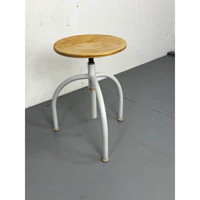 1950s Mid-Century Modernist Industrial Adjustable Stool from Oostwoud Fabrieken Franeker, 1950s For Sale - Image 5 of 6