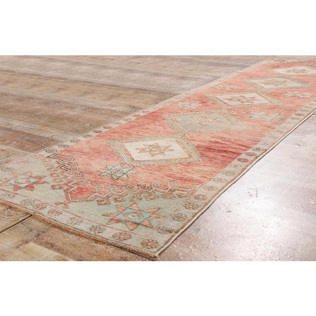 Red Vintage Turkish Oushak Rug, 02'08 X 10'07 For Sale - Image 8 of 9