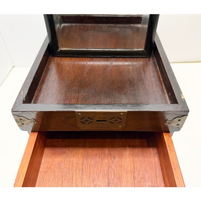 Antique Japanese Meiji or Taishō Era Brass Mounted Wooden Vanity Box Jewelry Chest For Sale - Image 10 of 12