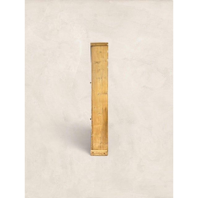 Antique English Pine Housekeeper’s Cupboard (Armoire) For Sale In Tampa - Image 6 of 7