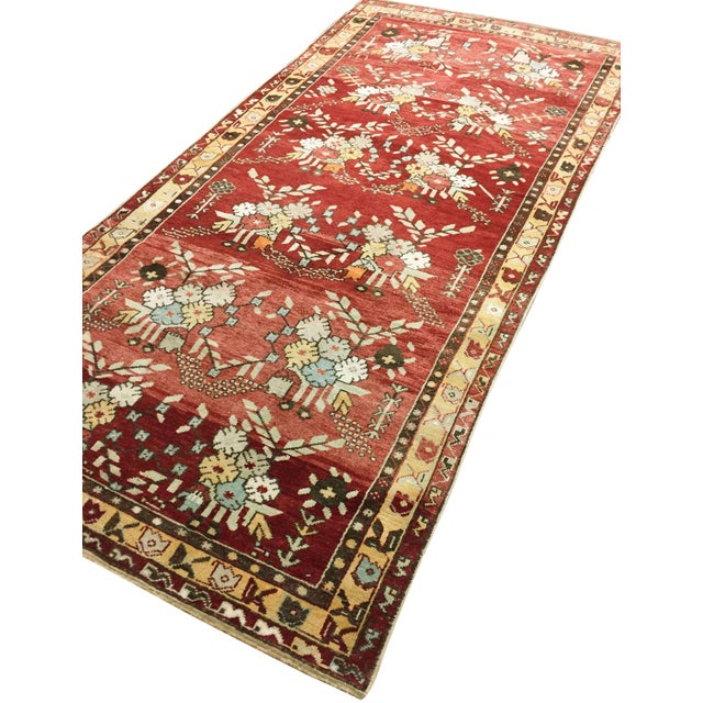Vintage Turkish Oushak Area Rug 4'10 X 8'3 For Sale In New York - Image 6 of 8