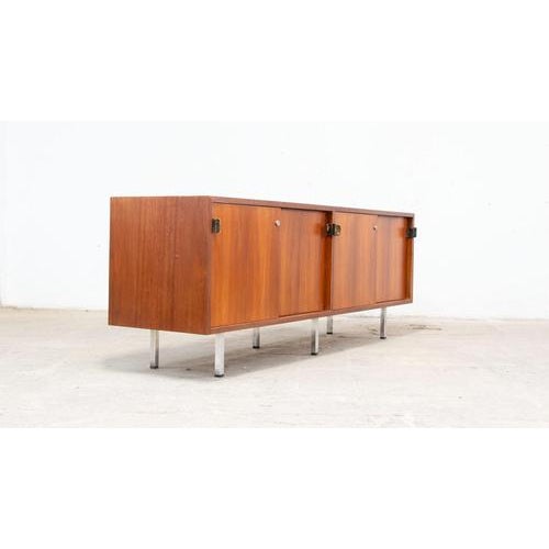 Credenza by Florence Knoll for Knoll International, 1960s For Sale - Image 6 of 10