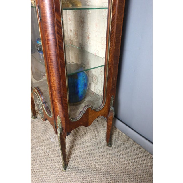 Transition Style Display Cabinet, 19th Century For Sale - Image 10 of 14